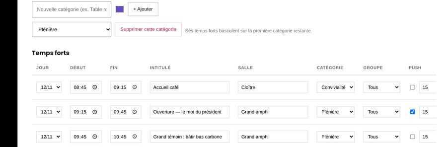 L’écran Programme : catégories colorées, salles, groupes.
